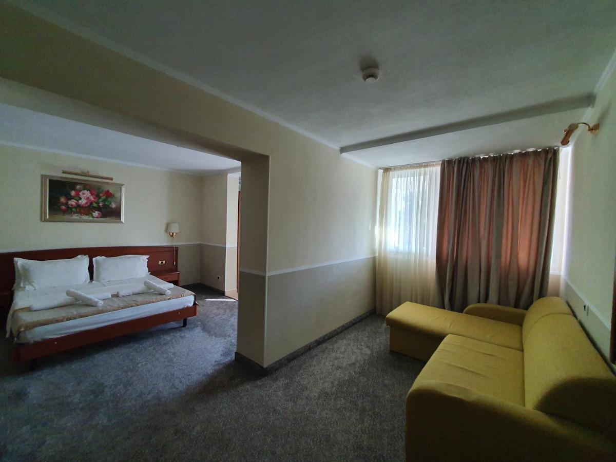 Bavaria Blu Hotel And Conference Centre Mamaia Ngoại thất bức ảnh